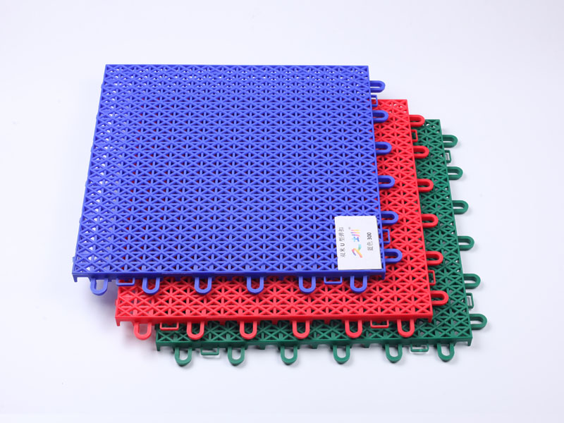 幼兒園懸浮式拼裝地板 跑道運(yùn)動(dòng)場(chǎng)比賽訓(xùn)練戶(hù)外塑料懸浮地板廠(chǎng)家