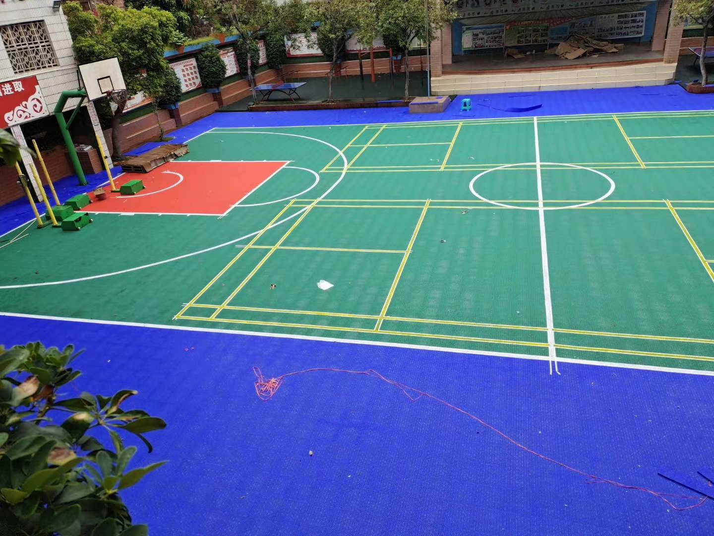 羽毛球懸浮拼運(yùn)動(dòng)地板生產(chǎn)廠(chǎng)家